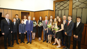 Kraj ocenil žáky za mimořádné úspěchy i za záchranu života