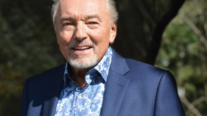 Zemřel Karel Gott, zpěvák v poslední době bojoval s nemocemi