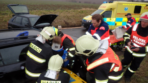 U obce Rataje došlo k dopravní nehodě